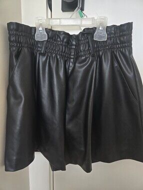 ☆ 5 piece Bundle ☆ Womans MEDIUM Summer Outfit
